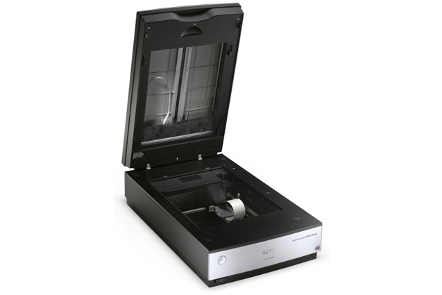 EPSON Perfection V800 PHOTO Film ve Fotoğraf Tarayıcısı